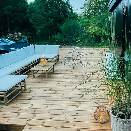 Casa vacanze Renovated 60S House With Fire Pit And Wood Stove